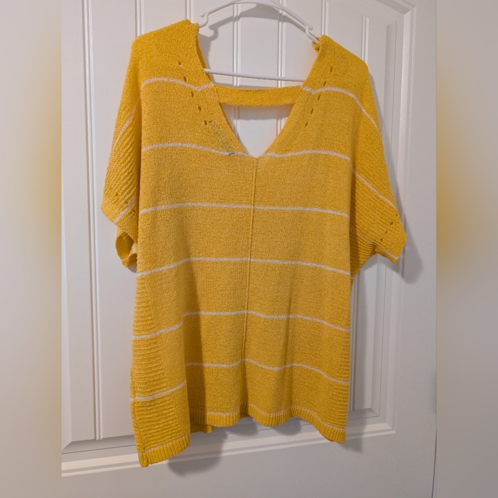 Apt. 9 Yellow and White Knit Sweater